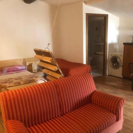 Lovely 1 Room Bedroom Loft, 20 Mins To Bgy Airport Pradalunga Ngoại thất bức ảnh