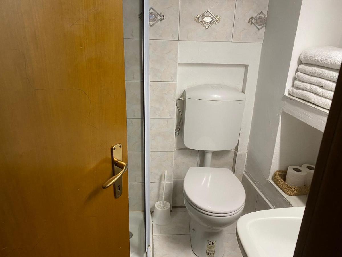 Lovely 1 Room Bedroom Loft, 20 Mins To Bgy Airport Pradalunga Ngoại thất bức ảnh